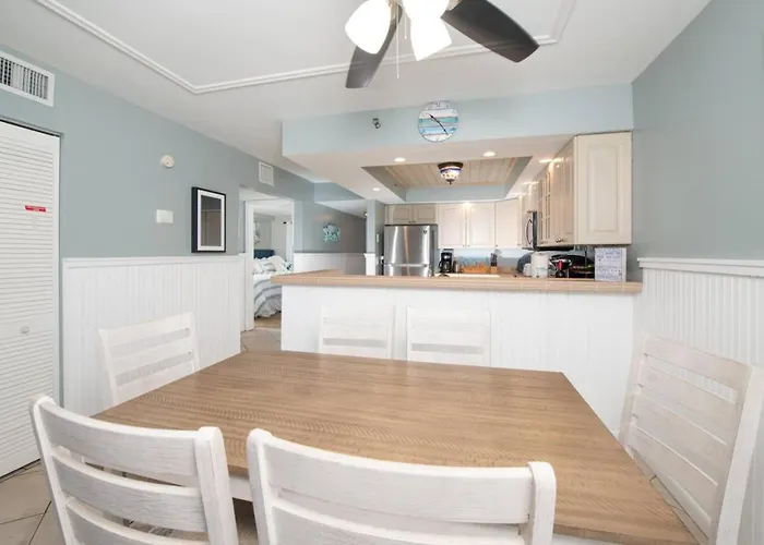 Apartment 3 Bedroom Indian Shores Stunnersc1-305