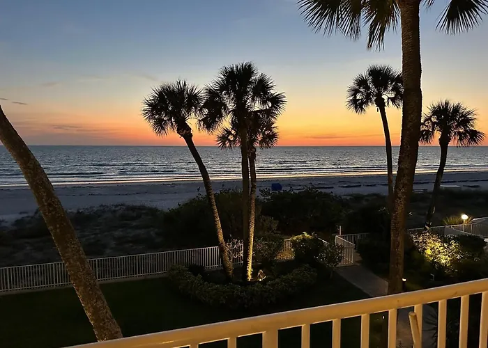 Apartment 3 Bedroom Indian Shores Stunnersc1-305 Clearwater Beach