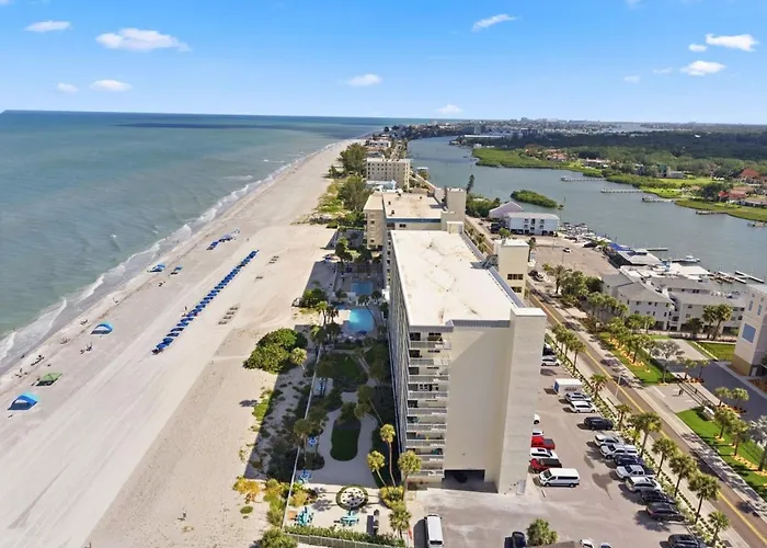 3 Bedroom Indian Shores Stunnersc1-305